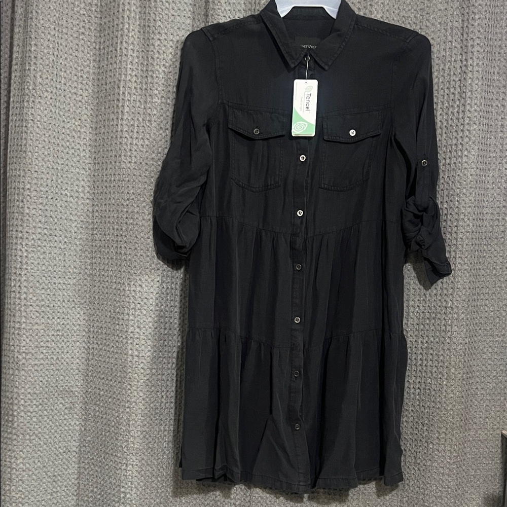 Velvet Heart Black Long Sleeve Dress